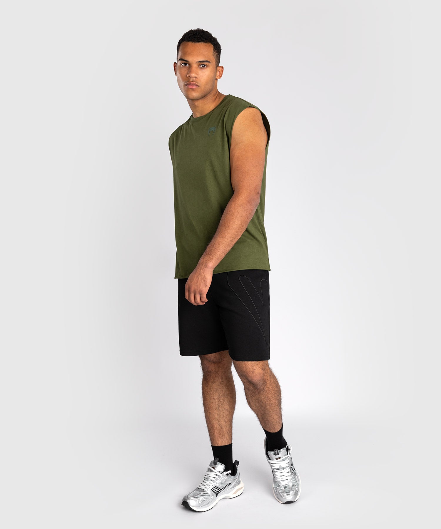 T-shirt senza maniche Venum Divide – Verde militare