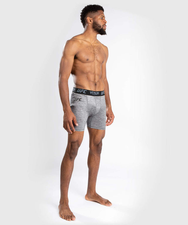 Venum UFC Boxningsshorts – Grå