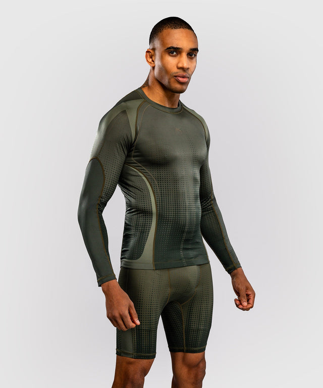 Venum Rashguard Stealth Lange Mouwen – Khaki/Armeegreen