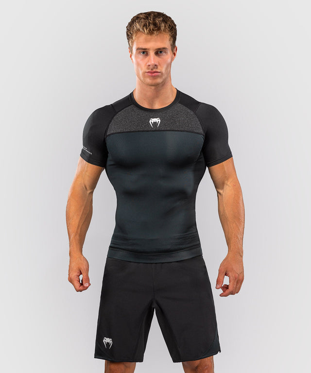 Venum Rashguard G-Fit Scale Korte Mouwen - Zwart