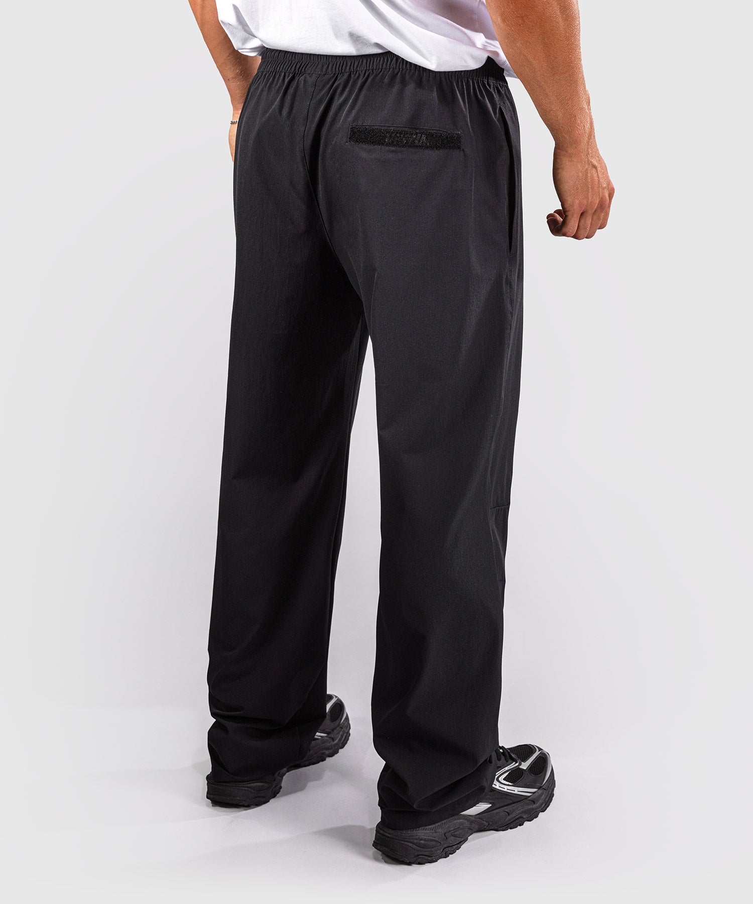 Venum Trainingsbroek Essential Woven - Zwart