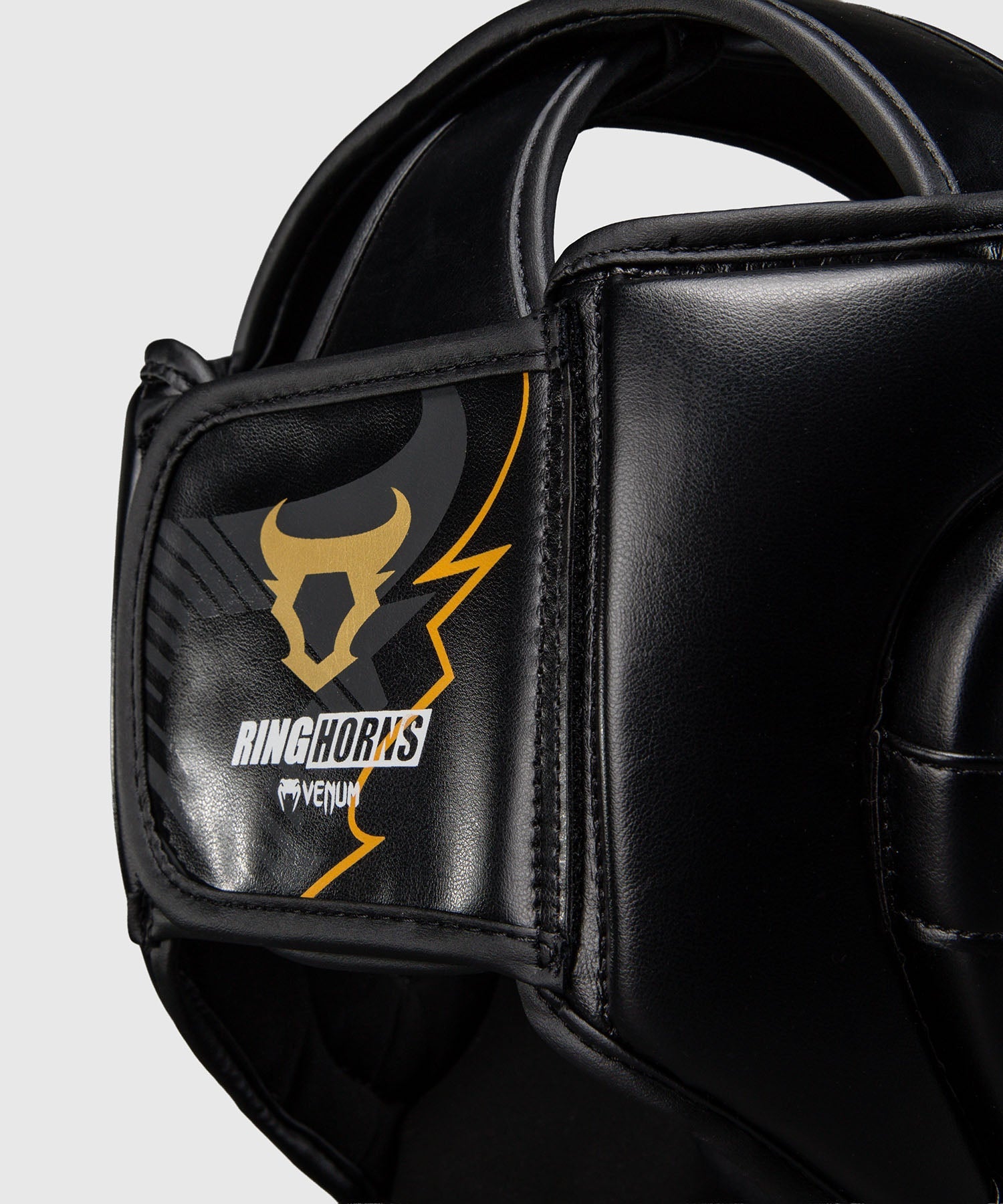 Ringhorns Hoofdbeschermer Charger - Zwart/Goud