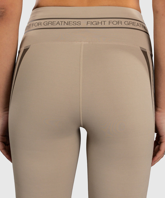 Shorts de compression Venum UFC Unity Femme – Sable