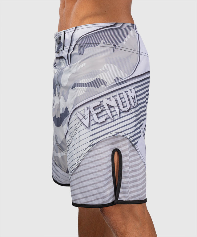 Venum MMA-Shorts Camo Hero – Weiß/Hellgrau