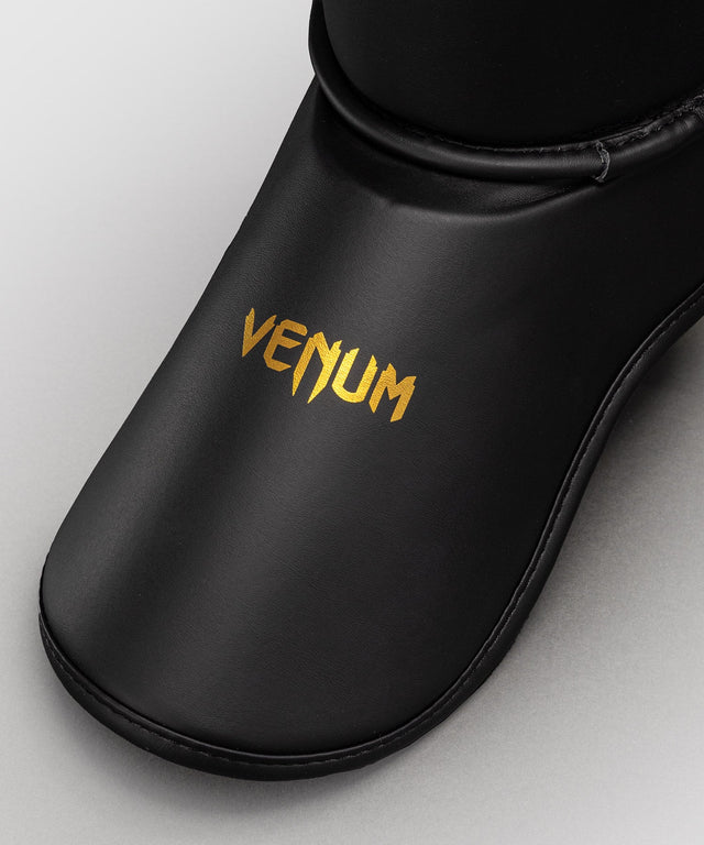 Venum Scheenbeschermers Contender 1.5 - Zwart/Goud
