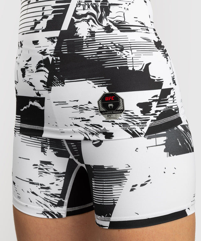 Rashguard de UFC Venum Zenith para mujer – Blanco