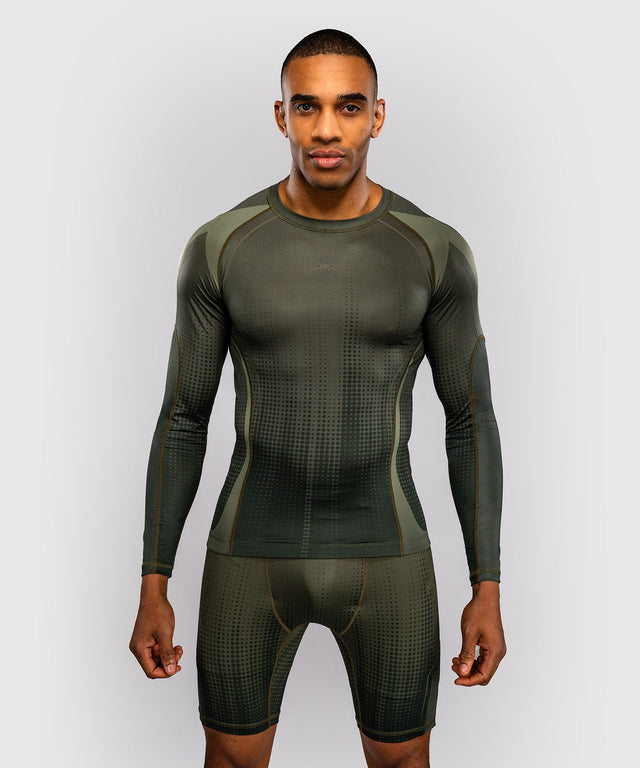Venum Rashguard Stealth Lange Mouwen – Khaki/Armeegreen