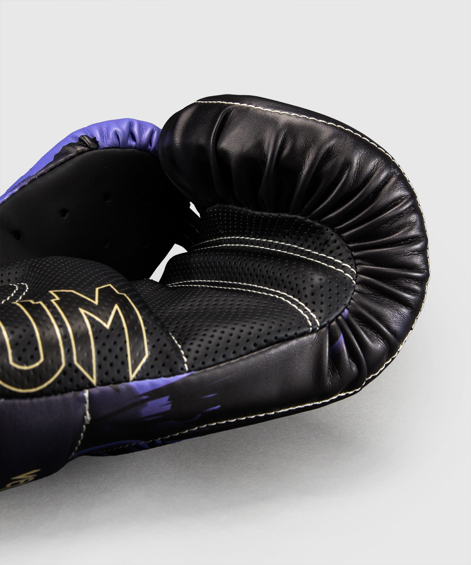 Boxerské rukavice Venum Impact Evo x Jujutsu Kaisen – Fialové