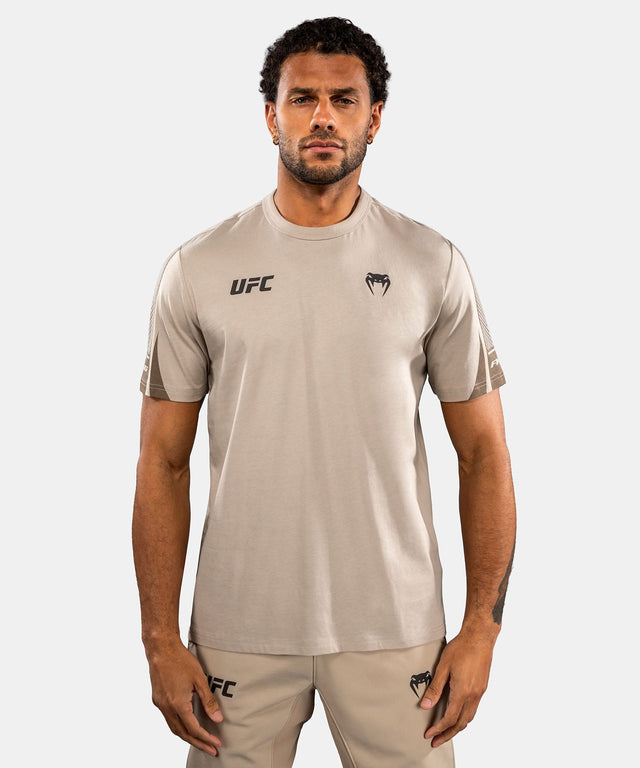 Venum UFC T-Shirt Unity Korte Mouwen - Zand