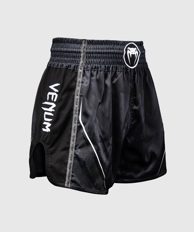 Venum Muay-Thai-Shorts Stealth – Schwarz/Weiß