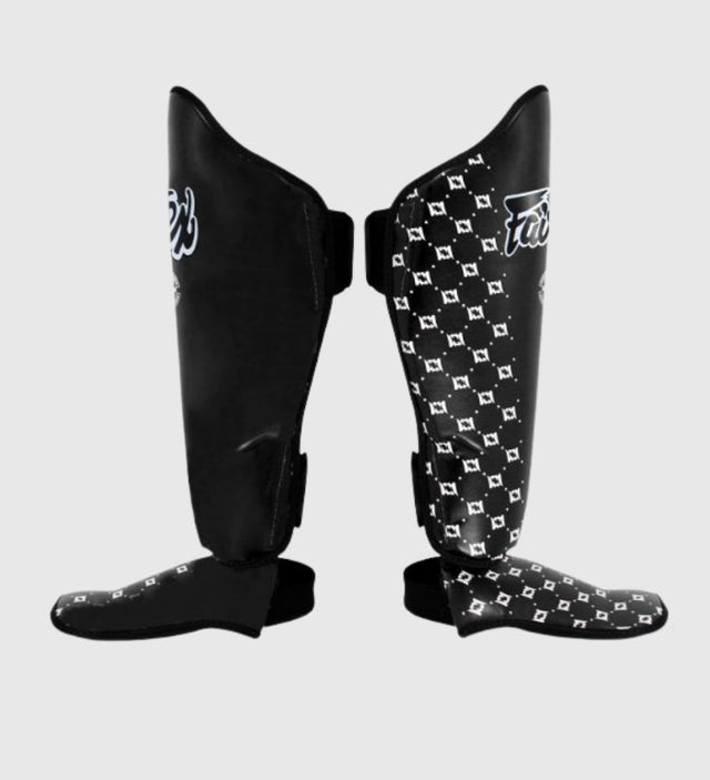 Espinilleras Fairtex SP5 – Negro/Blanco