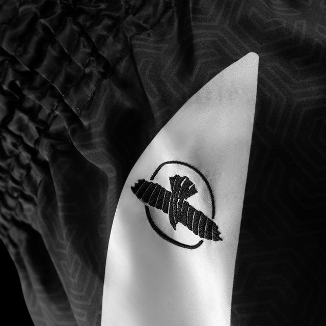 Pantalones de Muay Thai Hayabusa Core – Negro