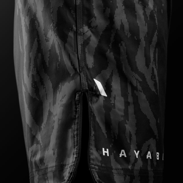 Pantaloncini MMA Hayabusa Apex Mid – Carbone Nero