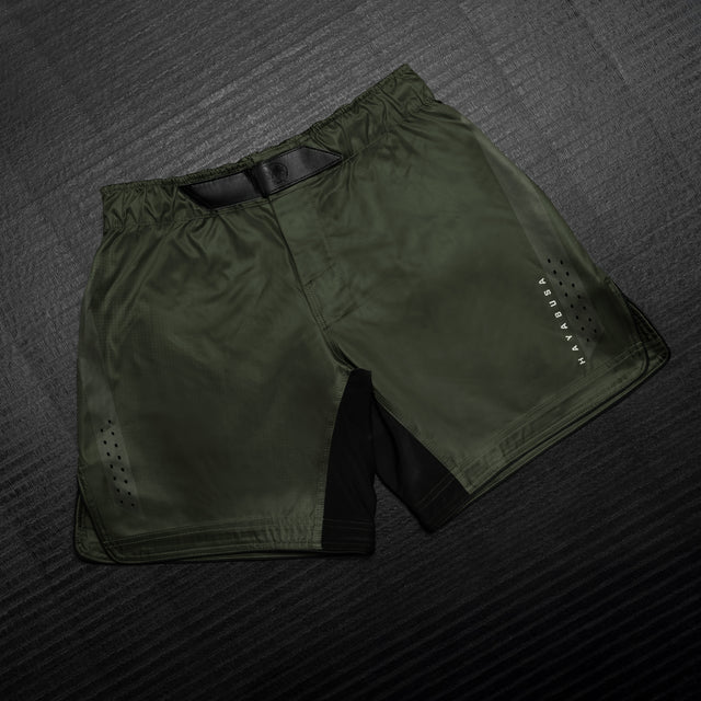 Hayabusa MMA-Shorts Core Mid – Dunkelgrün