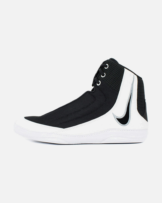 Botas de lucha Nike Inflict 4 – Negro/Blanco