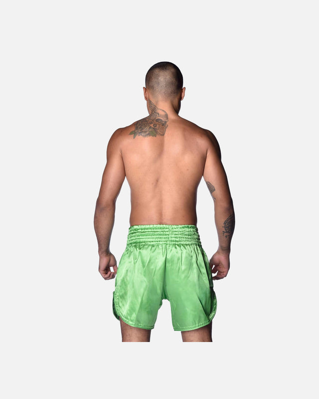 Shorts de Muay Thai 8 WEAPONS Strike – Vert