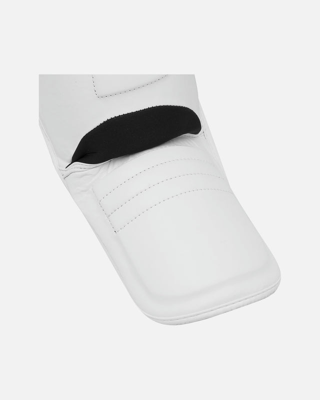 Protège-tibias Adidas Speed Thai Shin-n-Step – Blanc/Or