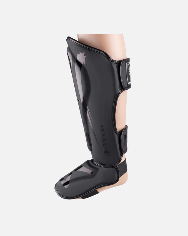 Espinilleras 8 WEAPONS Force 8 – Negro
