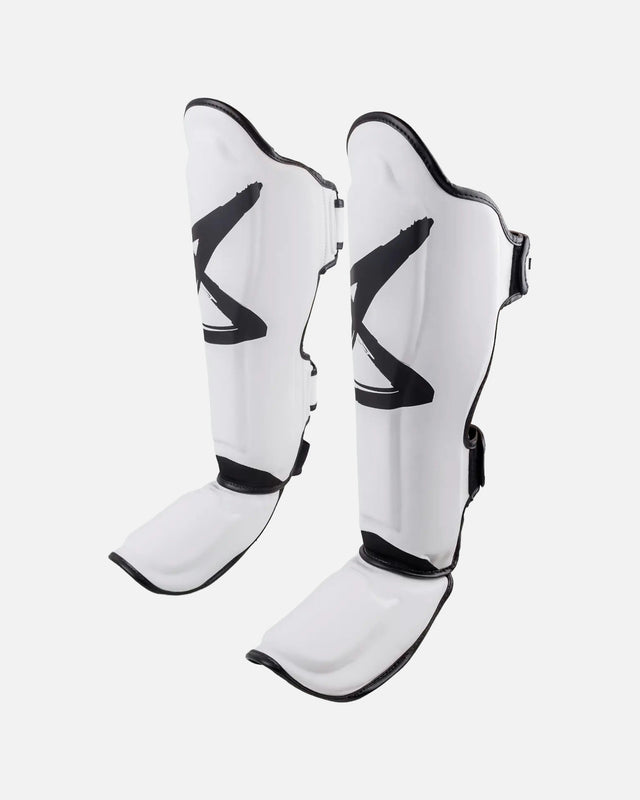 8 WEAPONS Shin guards BIG 8 Premium – White