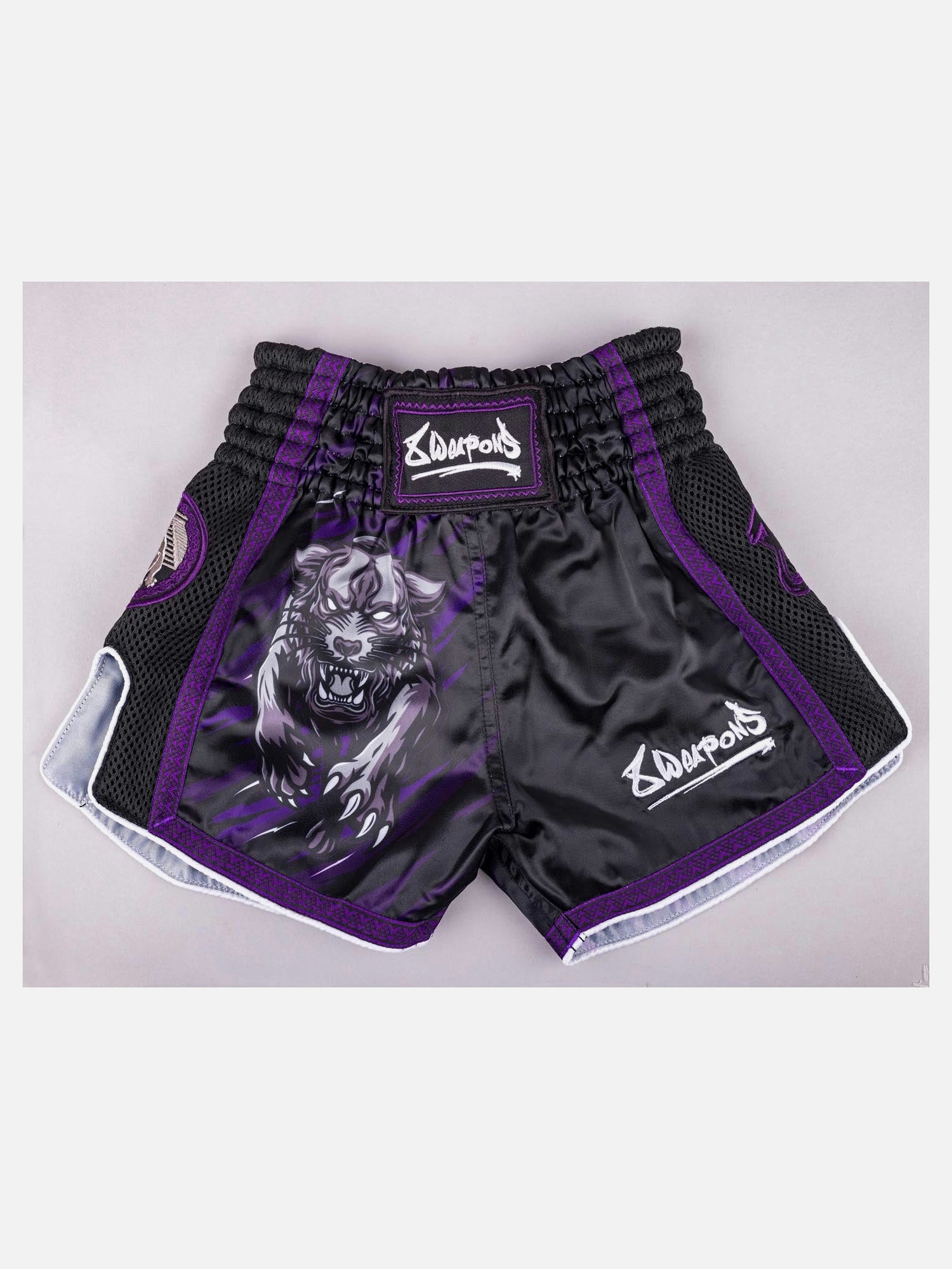 Pantaloncini Muay Thai 8 WEAPONS Beastial Panther – Nero/Viola