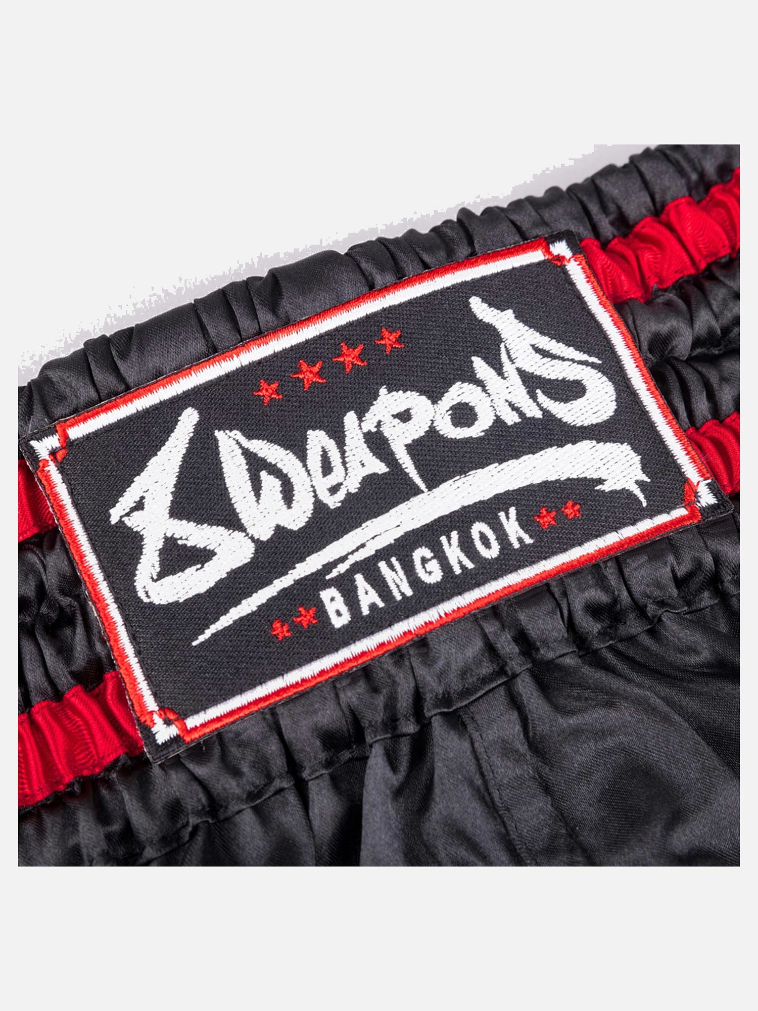 8 WEAPONS Muay Thai Shorts Bangkok - Zwart/Wit