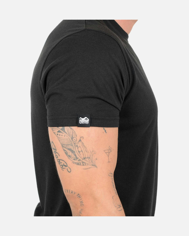 Camiseta Phantom Athletics Never Back Down – Negro