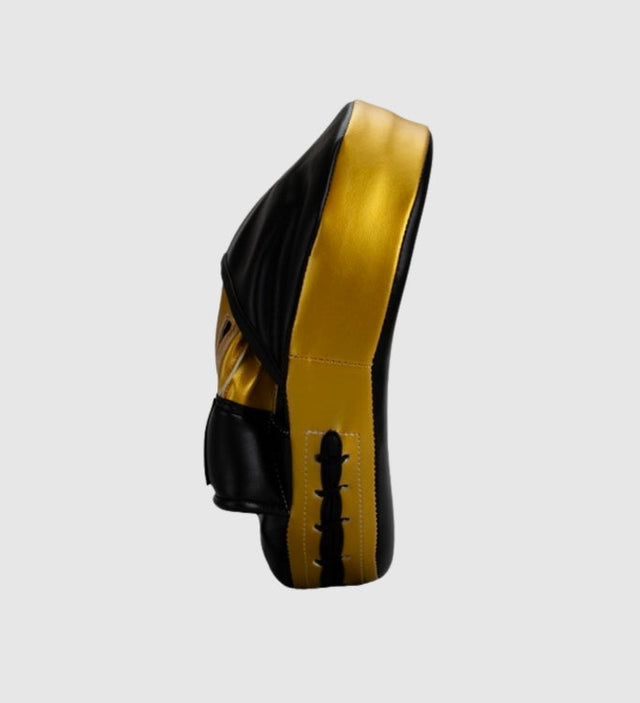 Super Pro Handpads Curved Kunstleer – Schwarz/Gold – Schlag- & Trittpolster
