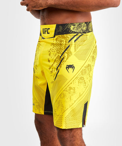 UFC Adrenaline Venum MMA Shorts Authentic Fight Night - Geel - Shorts