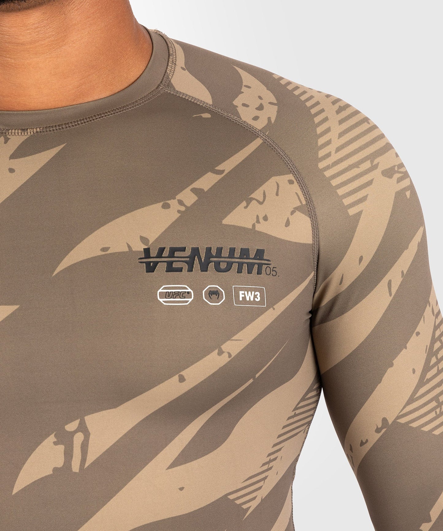 UFC Adrenaline Venum Rashguard Fight Week Performance - Desert Camo - Rashguard