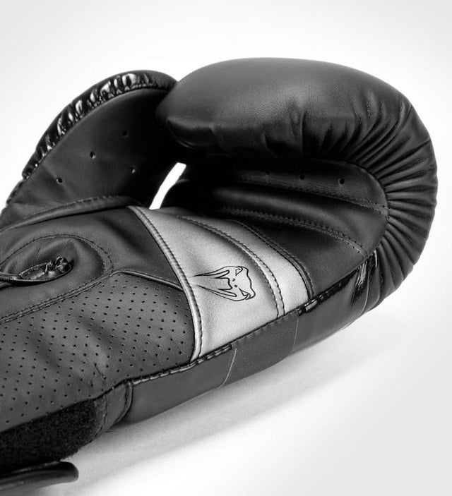 Gants de boxe Venum Elite Evo – Noir/Noir – Gants de boxe