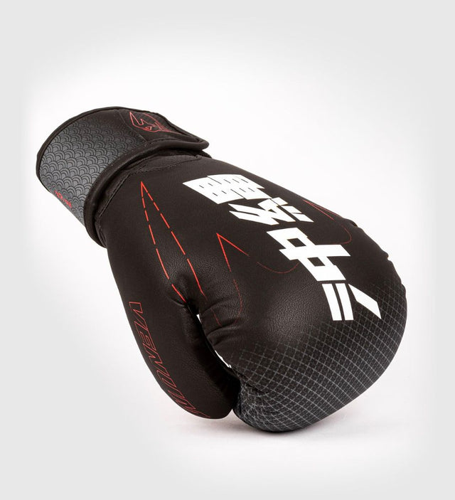 Gants de boxe Venum Okinawa 3.0 – Noir/Gris/Rouge