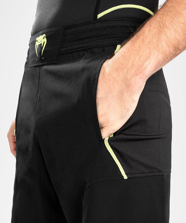 Shorts de MMA Venum Fusion 2.0 – Noir/Jaune