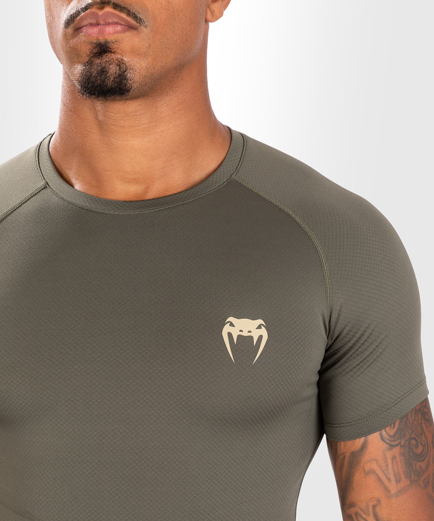 Venum Rashguard Contender Korte Mouwen - Kaki Groen - Rashguard