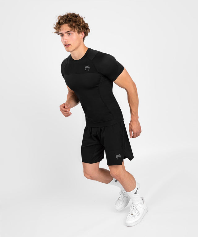 Rashguard Venum G-Fit Air manches courtes – Noir/Noir