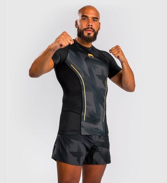 Venum Rashguard Razor Maniche Corte - Nero/Oro - Rashguard