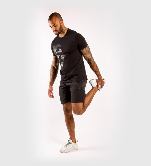 Camiseta Venum Giant – Negro