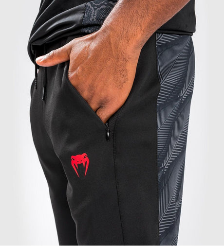 Venum Training pants Phantom – Black/Grey/Red – Shorts