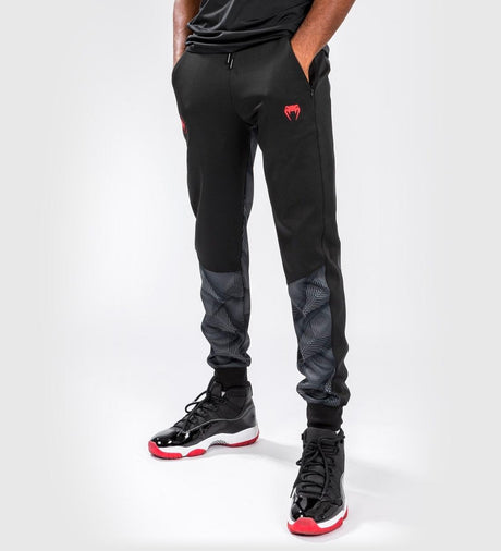 Venum Training pants Phantom – Black/Grey/Red – Shorts